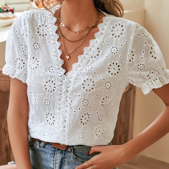 BellanBlue Tops - Boho White Floral Eyelet Puff Sleeve Blouse